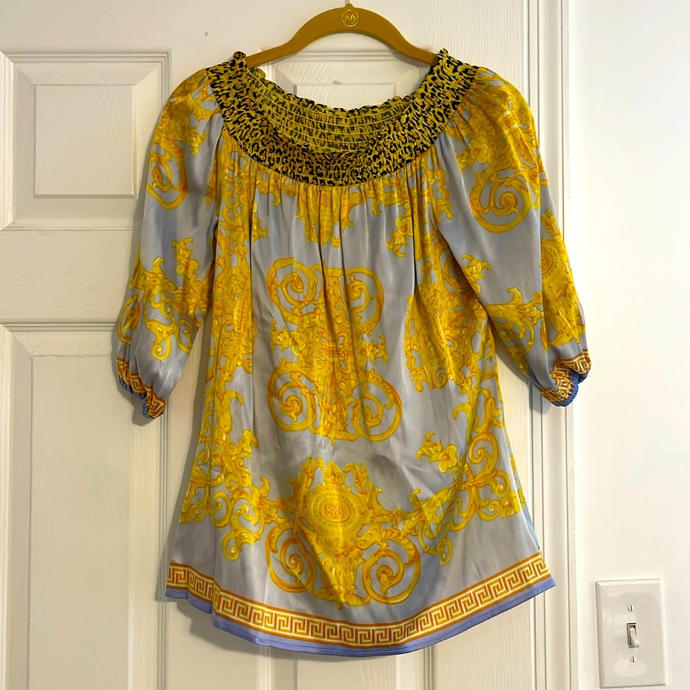 Cache silver and gold silk blouse with stretchy animal print collar XS